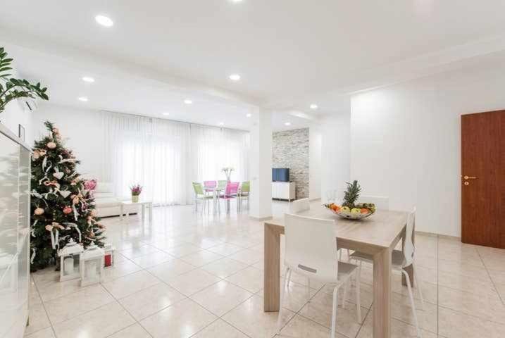Mediterranean House Nettuno Apartman Kültér fotó