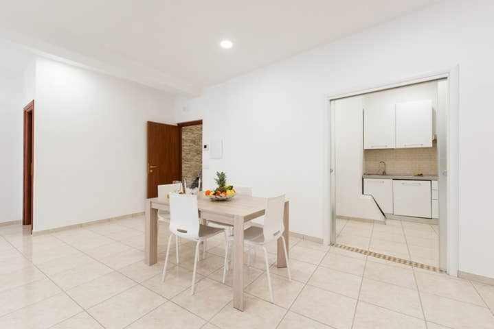 Mediterranean House Nettuno Apartman Kültér fotó