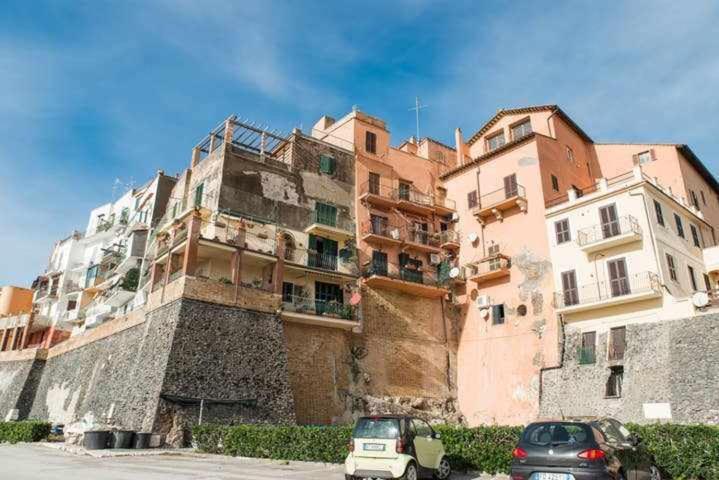 Mediterranean House Nettuno Apartman Kültér fotó