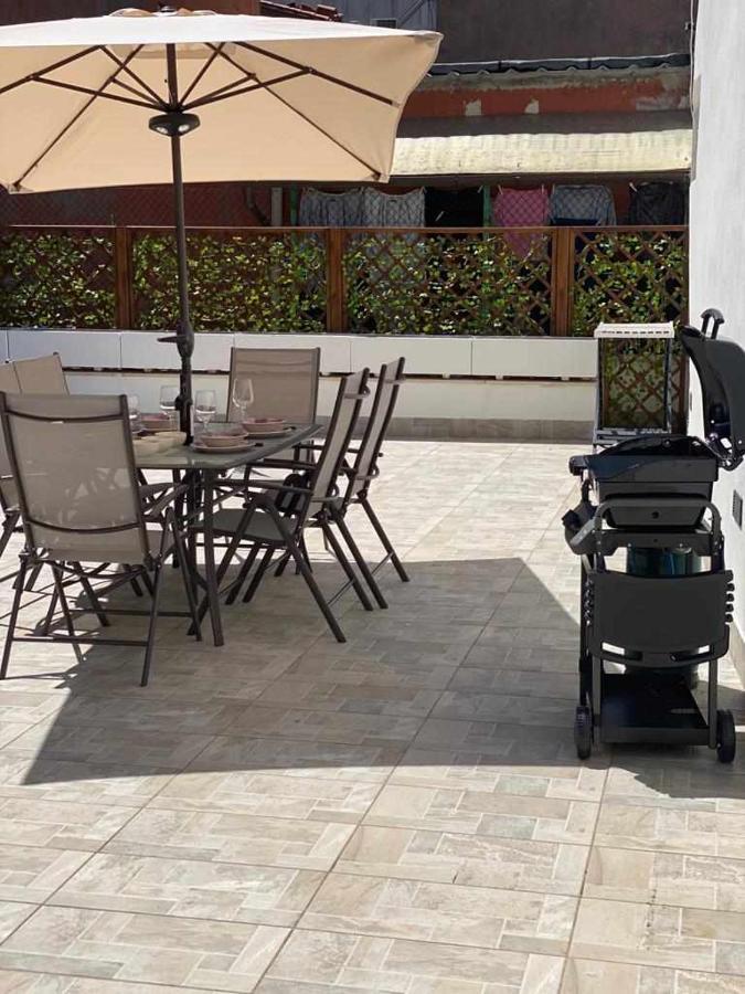Mediterranean House Nettuno Apartman Kültér fotó